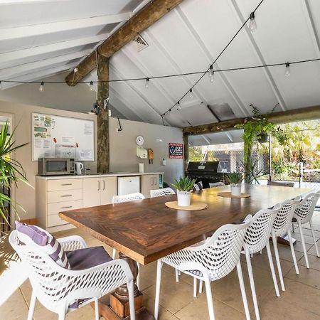 Pelican Beach Resort Noosaville Esterno foto